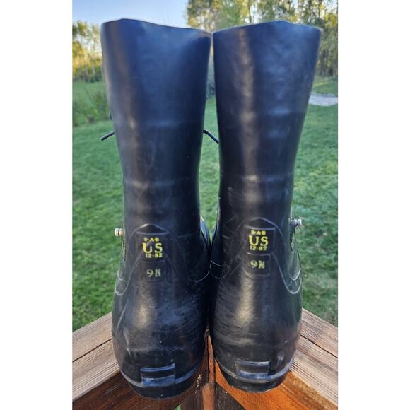 Bata Vtg US Military Extreme Cold Weather Mickey Mouse Boots Mens Sz 9N Narrow - Picture 4 of 7